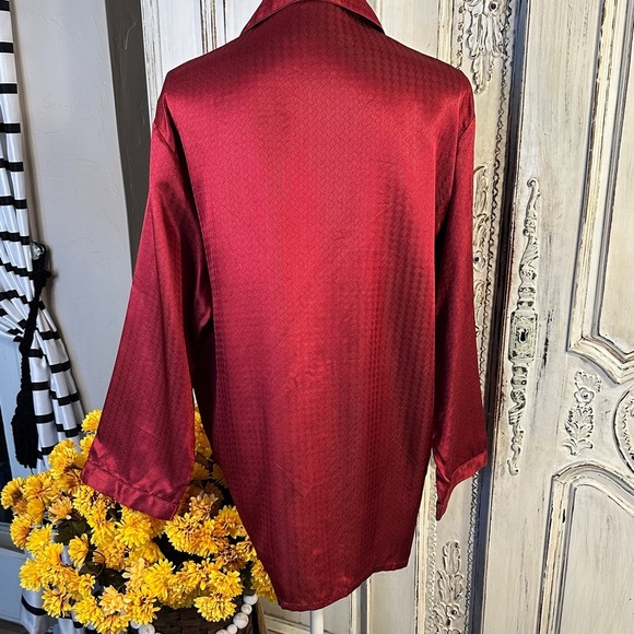 Silk Hemp Life Red Silk Satin Button-Up Pajama Top Button Down Shirt - Picture 9 of 12